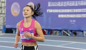 拉扎罗尼在